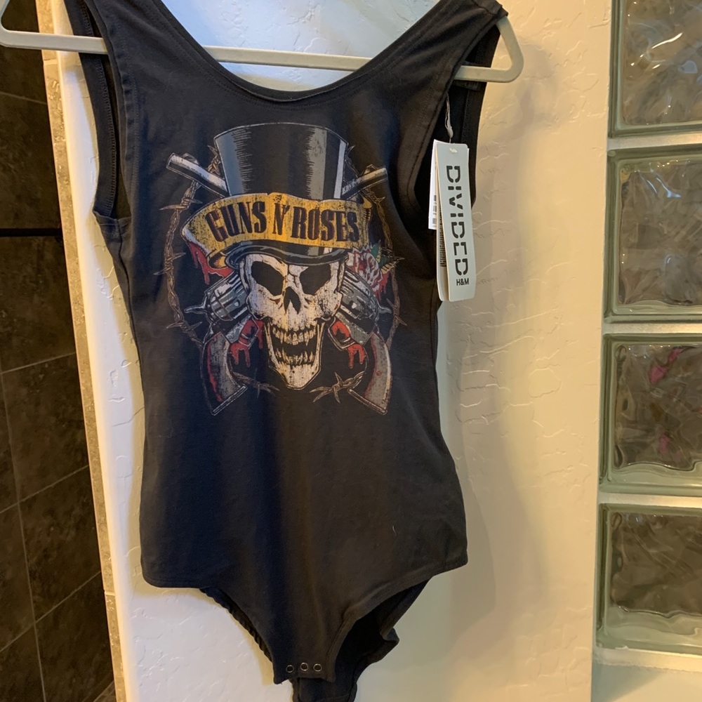 Sleeveless Bodysuit with Guns&Roses logo